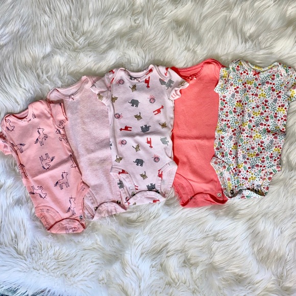 Carter's Other - Bundle of Five newborns onsies